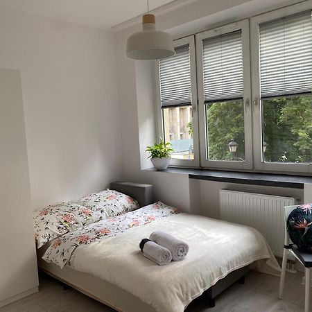 Kawalerki Basi Przy Dabrowskiego 22 Kattowitz Exterior foto